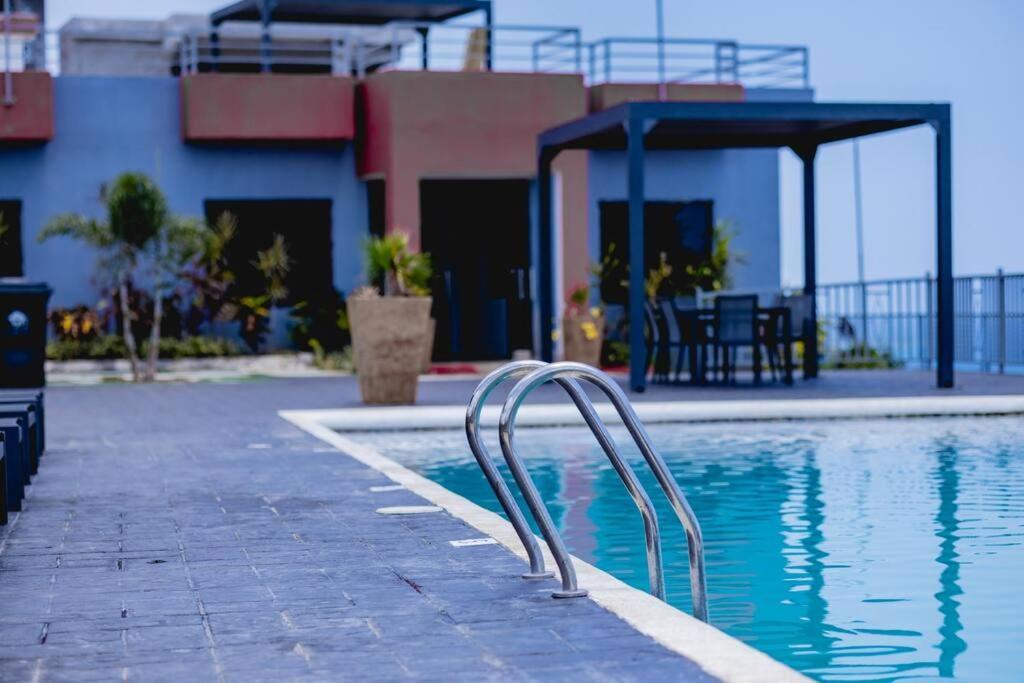 Pyramid Point Manor Villa Ocho Rios Exterior photo